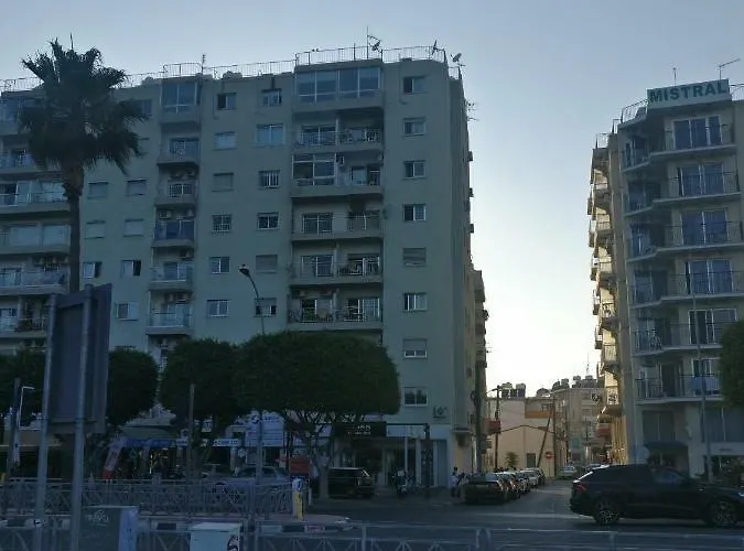 Hawaii Royal Gardens アパート リマソール